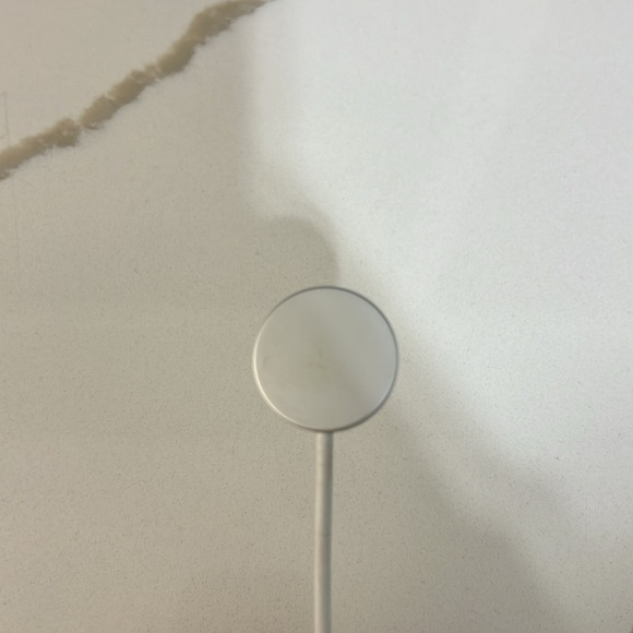 Apple Watch Magnetic Fast Charger - Picture 7 of 9